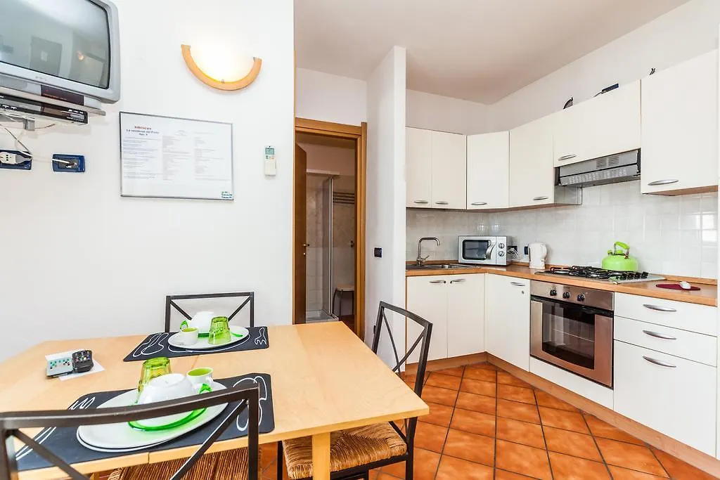 Le Residenze Del Porto Aparthotel La Caletta